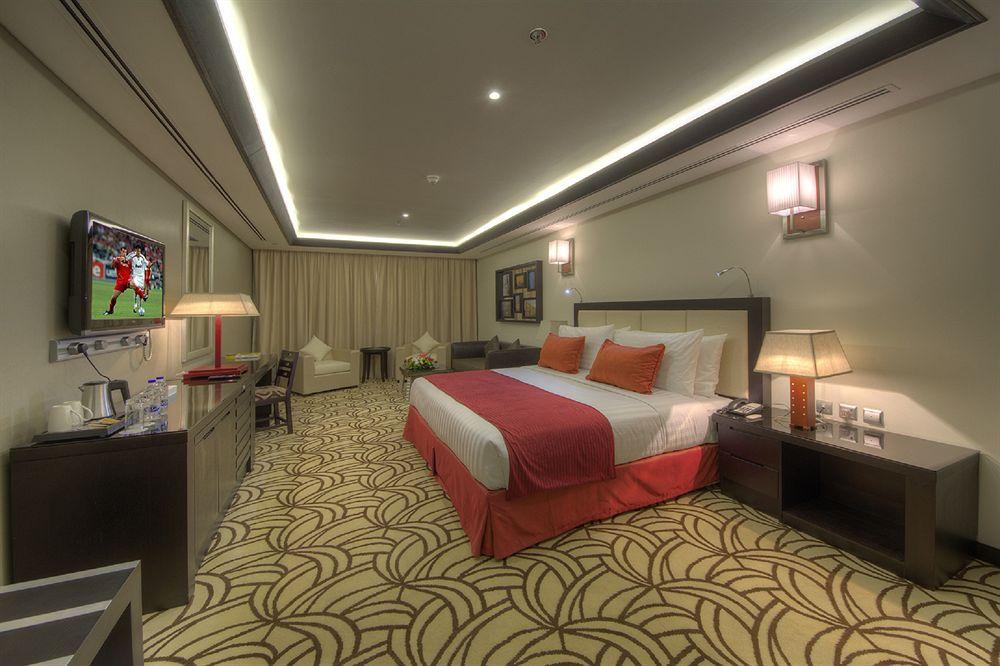 Raintree Rolla Hotel Dubai Bagian luar foto